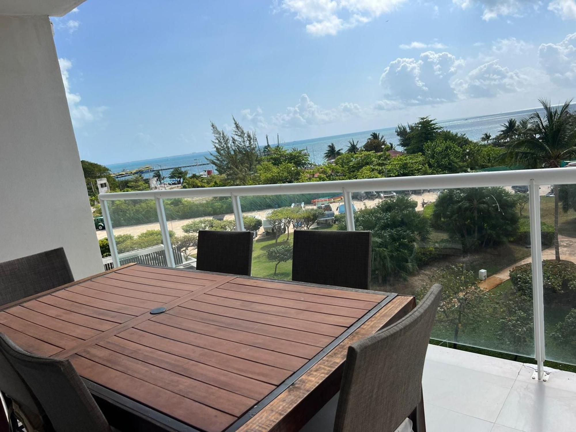 New Beachfront Luxury Apartments Cancún Exteriör bild