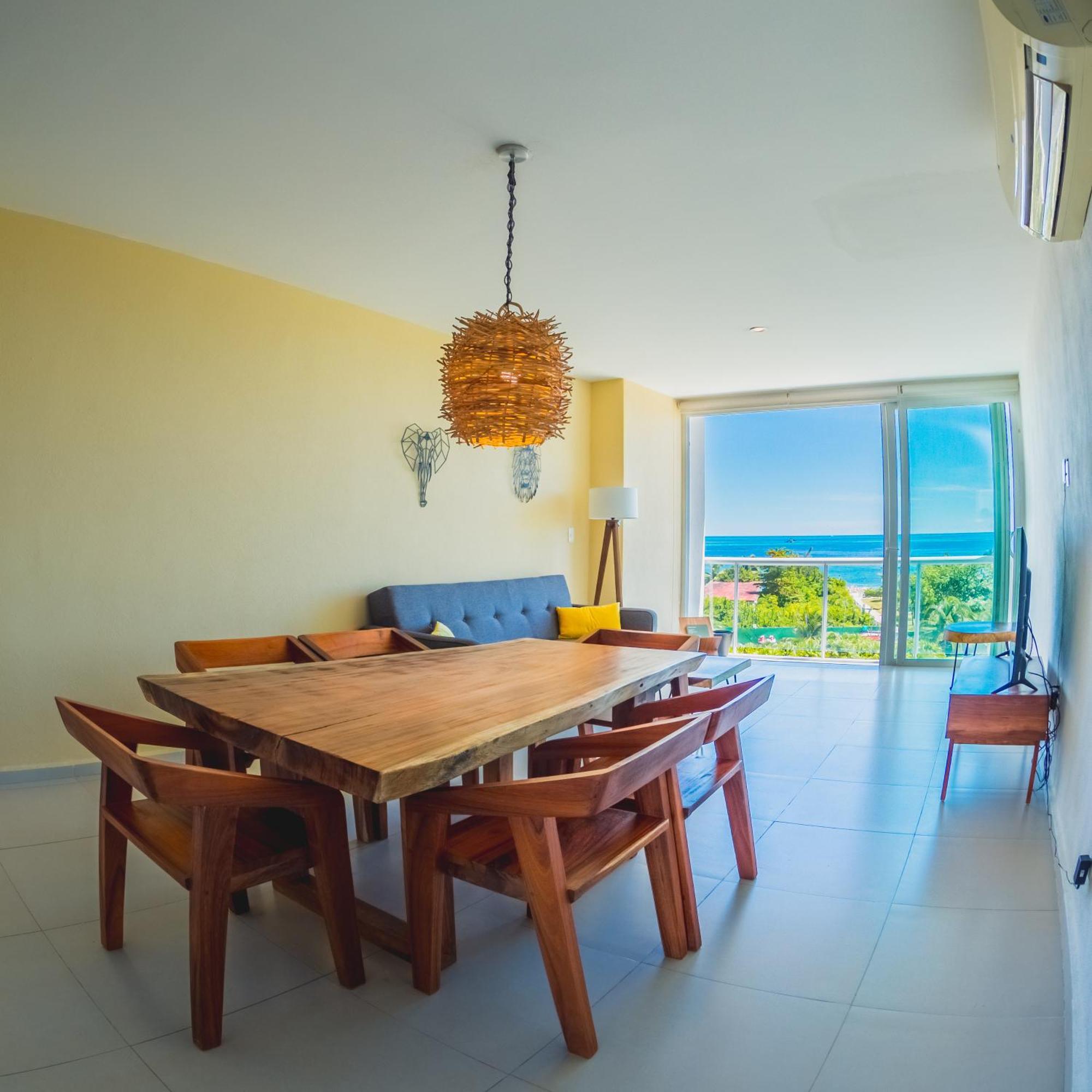New Beachfront Luxury Apartments Cancún Exteriör bild