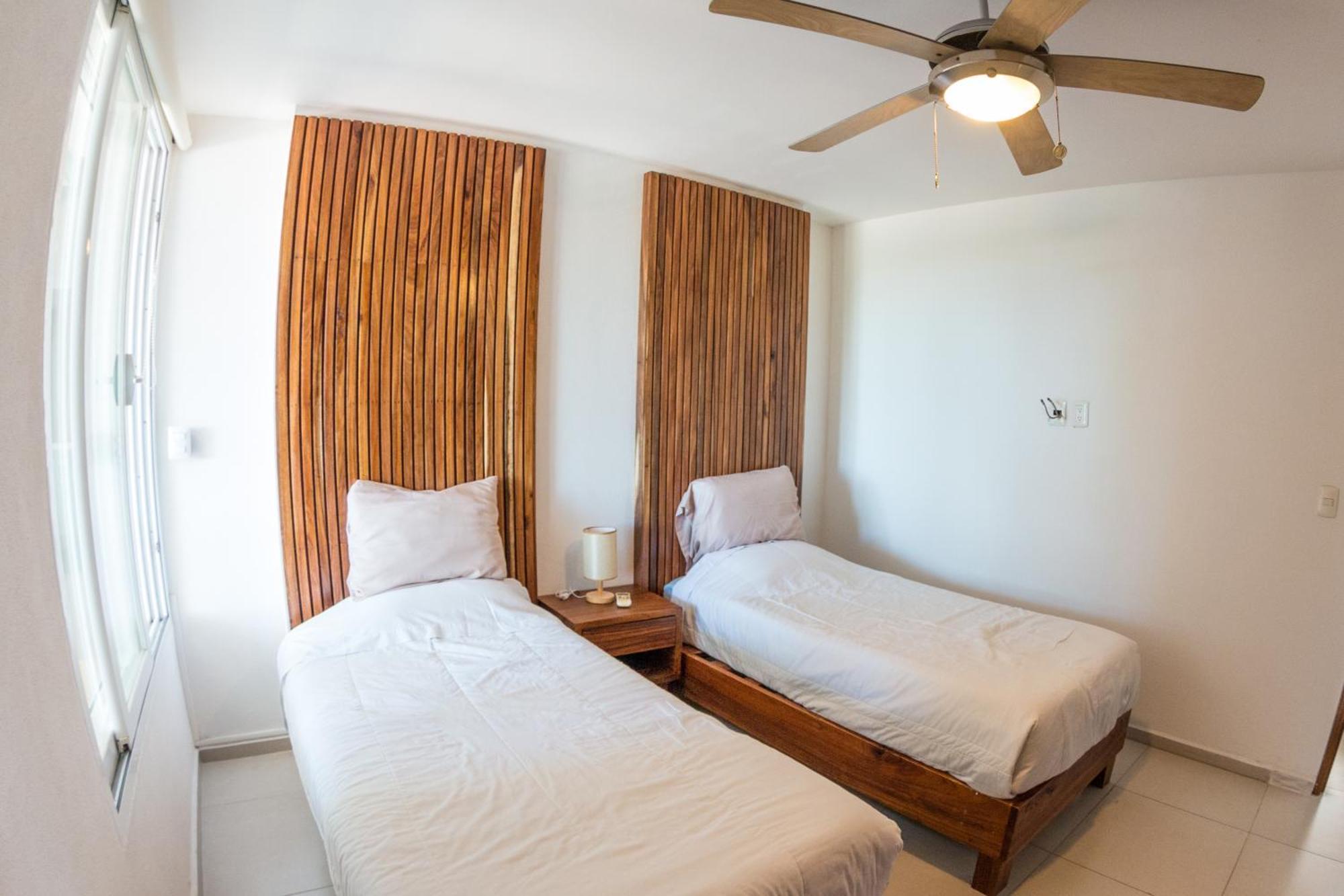 New Beachfront Luxury Apartments Cancún Exteriör bild